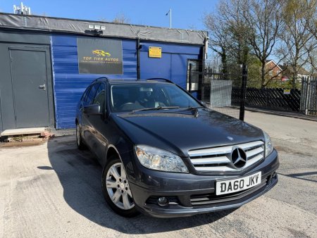 MERCEDES-BENZ C CLASS 1.8 C180 BlueEfficiency Executive SE Auto Euro 5 5dr
