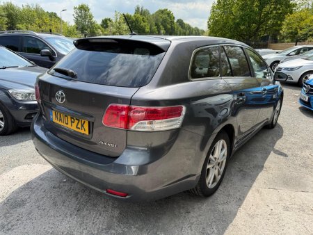 TOYOTA AVENSIS 2.2 D-4D TR Tourer Euro 5 5dr