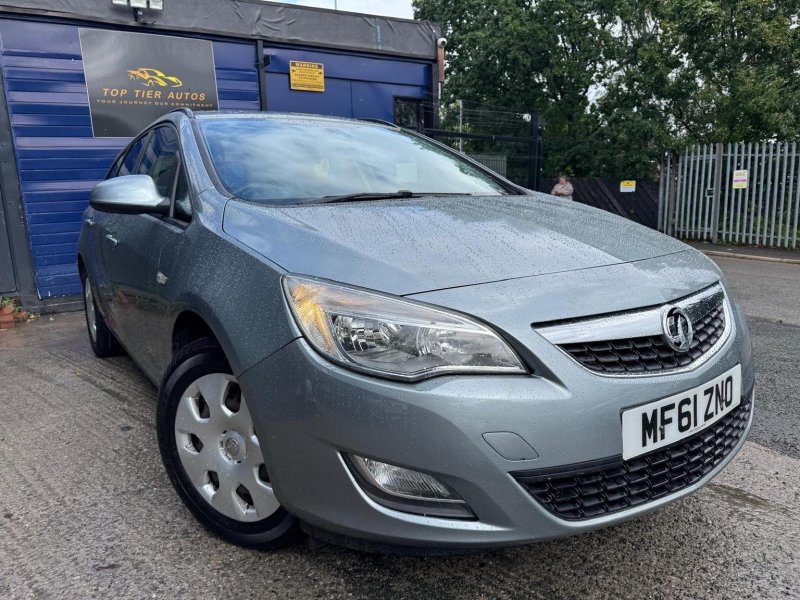 VAUXHALL ASTRA 1.7 CDTi ecoFLEX ES Sports Tourer Euro 5 5dr